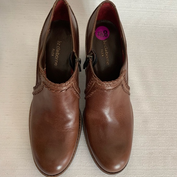 NWOT Liz Claiborne Mohave Brown Leather 
Flex Ankle Boot Woman’s 8.5M - Picture 2 of 14